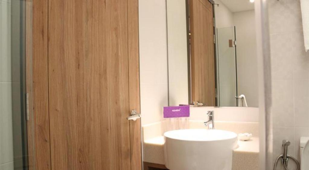 Aqueen Heritage Hotel Little India Singapur Dış mekan fotoğraf